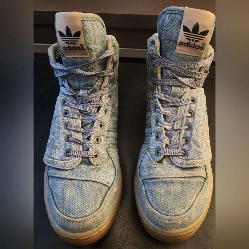 Jeremy Scott X Adidas Denim Wings Sneakers - Picture 3 of 11